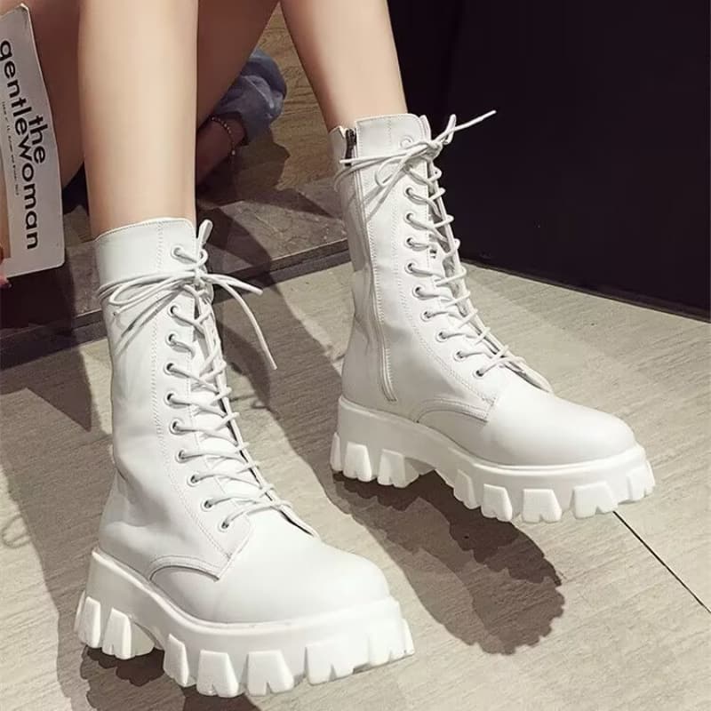 厚底　ブーツ モダンカジュアル厚底レースアップブーツ