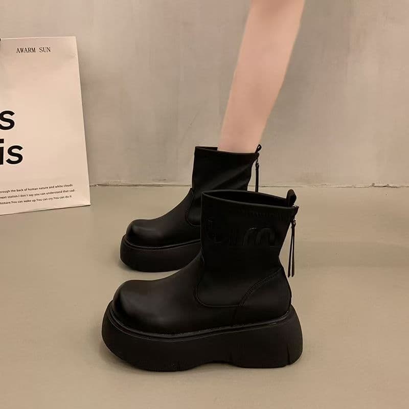 厚底 ブーツ 都会派スタイリッシュ厚底ショートブーツ